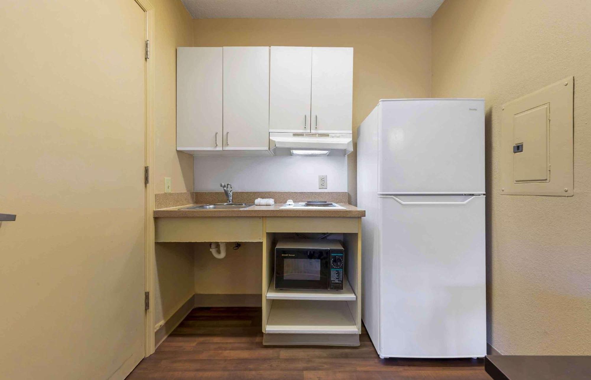 Extended Stay America Select Suites - Jacksonville Salisbury Rd Southpoint Экстерьер фото