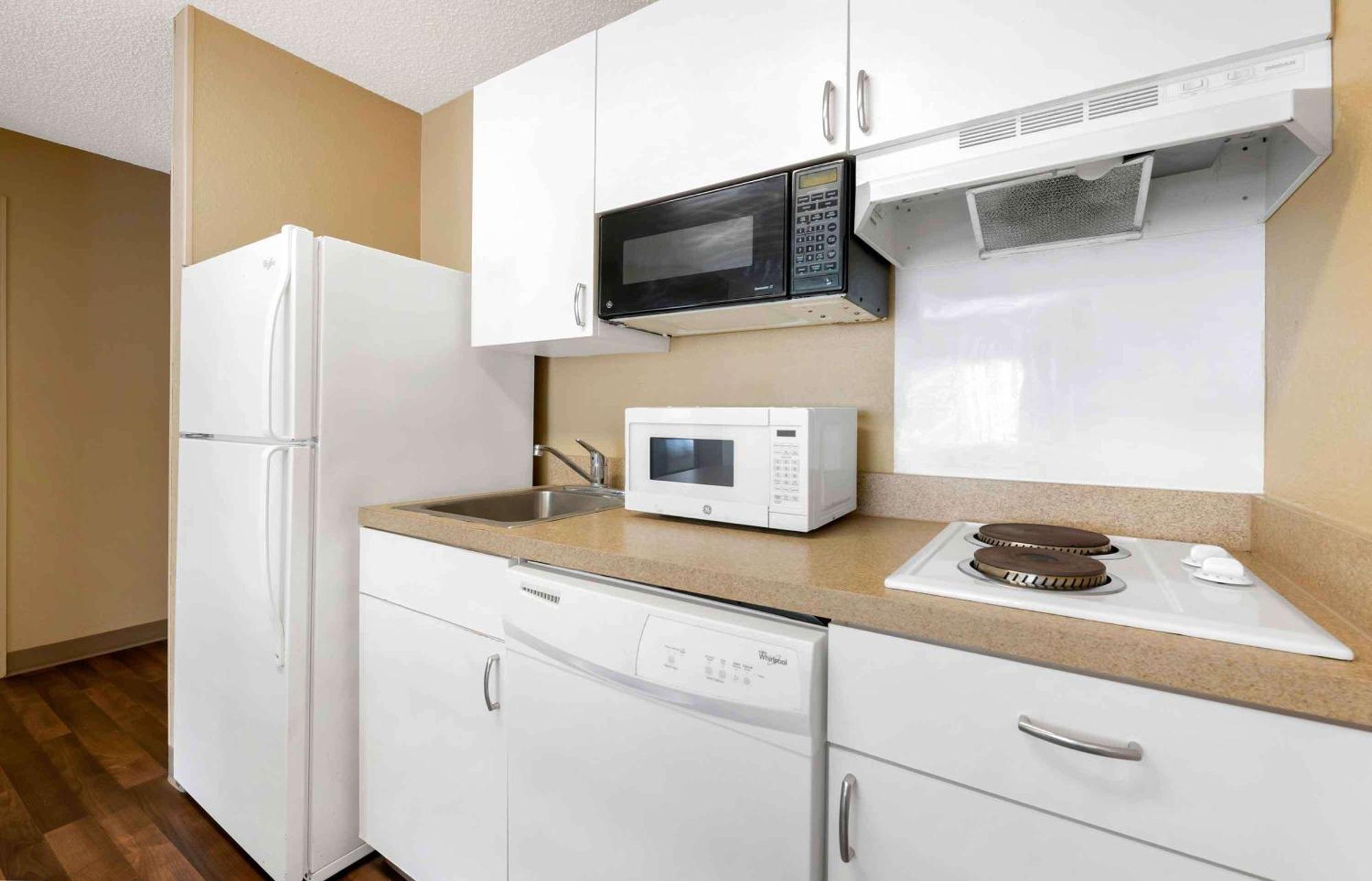 Extended Stay America Select Suites - Jacksonville Salisbury Rd Southpoint Экстерьер фото